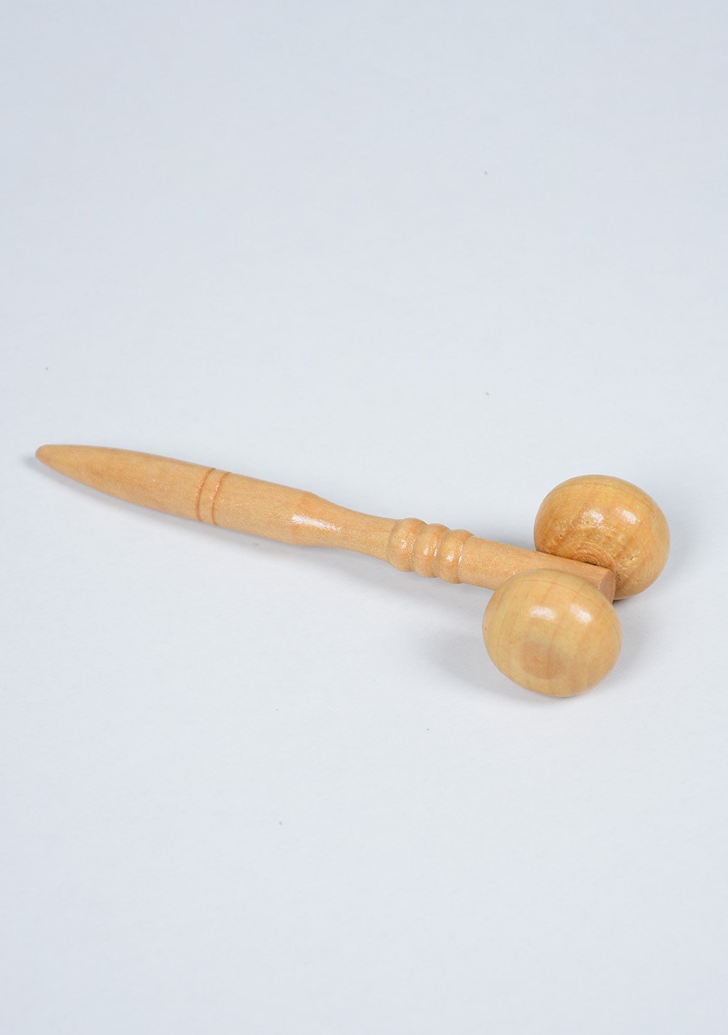 Wooden face massage instrument