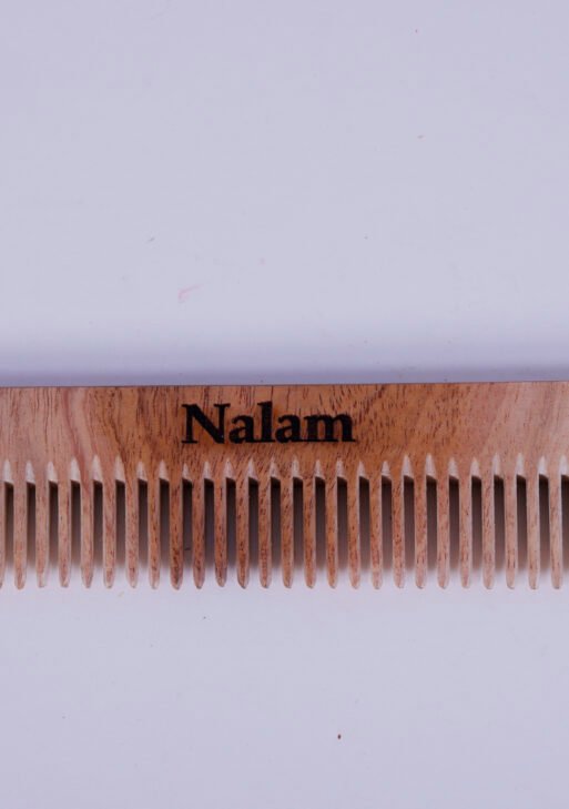 Neem wood pocket comb1