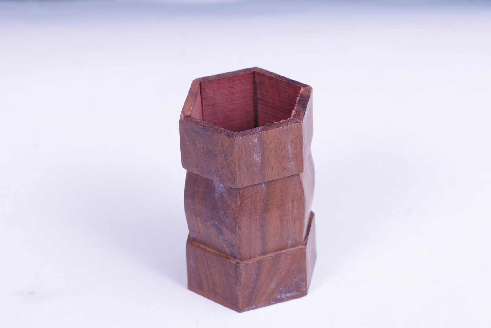 Wooden Diamond Pen Stand