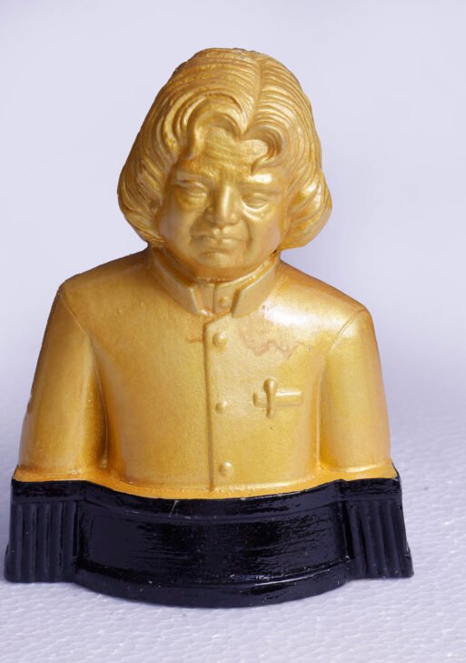 Ceramic Abdulkalam Statue