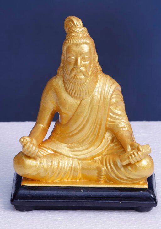 Ceramic Thiruvalluvar Statue