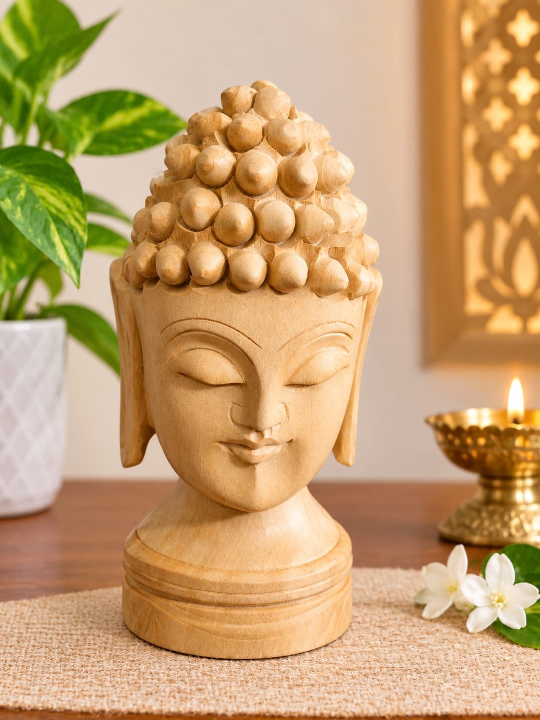WOODEN SANDLE MINI BUDDHA