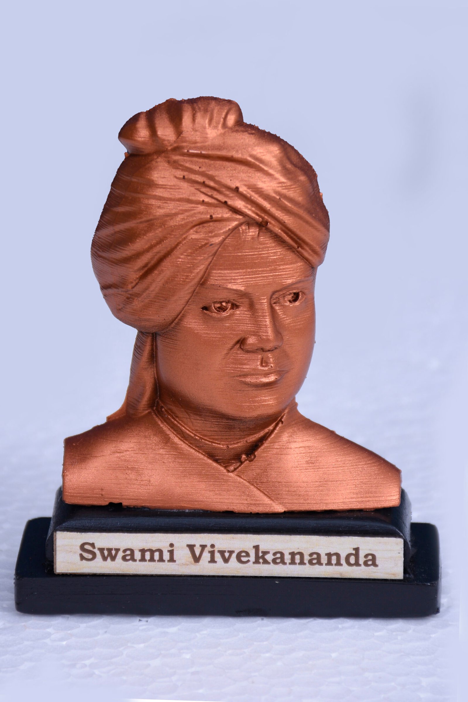 METAL VIVEGANANDHA MEDIUM STATUE