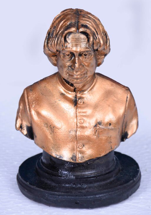METAL ABDHULKALAM LARGE STATUE